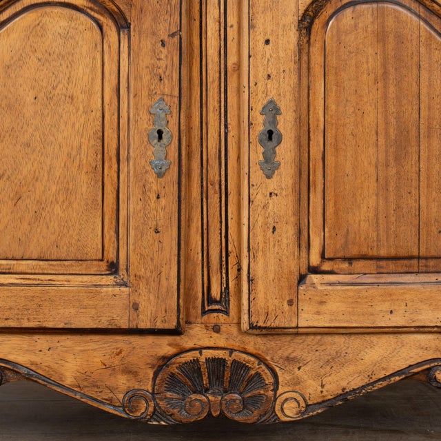 20th Century French Oak Sideboard Buffet For Sale - Image 12 of 15