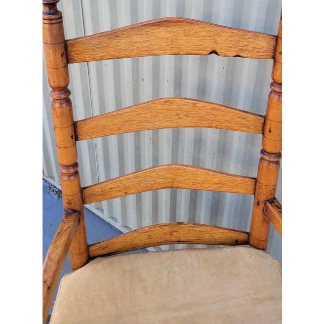 Early 19th Century 18Thc Pine Ladder Back Chair W/ Leather Seat Cushion For Sale - Image 5 of 8