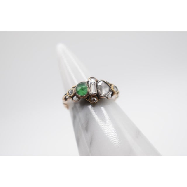 Early 19th Century Early 19th Century Emerald and Diamond Ring, Size 6.75 For Sale - Image 5 of 10