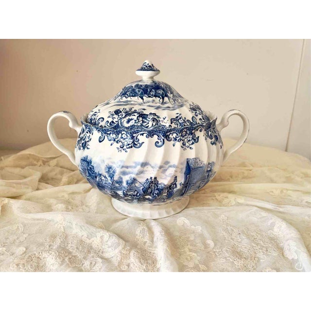 Large English Ironstone Coaching Scenes Collection Tureen from Johnson Bros, 1960s For Sale - Image 12 of 12