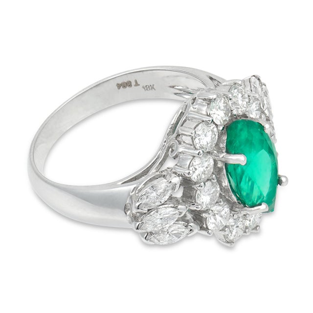 Vintage Emerald Diamond 18k White Gold Cocktail Ring, Size 6 For Sale - Image 4 of 6