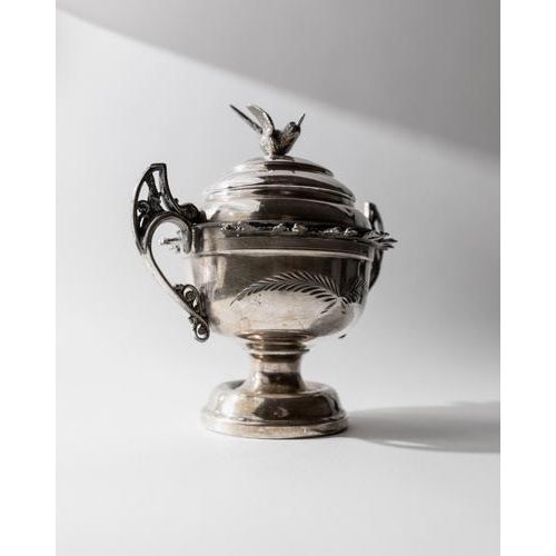 Vintage Silver Plated Footed Bowl with Lid from Warren Rogers, 1930s For Sale - Image 6 of 11