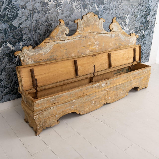 18th C. Italian Baroque Cassapanca Storage Bench in Original Paint For Sale - Image 17 of 17