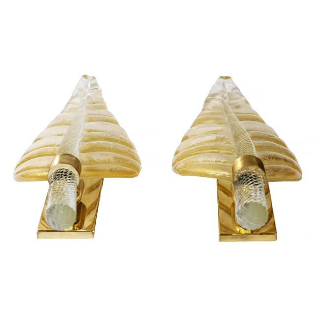 Metal Large Vintage Italian Leaf-Shaped Murano Glass and Brass Wall Lights, 1980, Set of 2 For Sale - Image 7 of 8