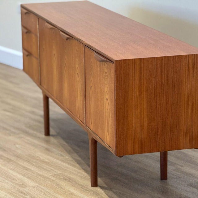 Long Dunvegan Collection Sideboard from McIntosh, 1970s For Sale - Image 12 of 16
