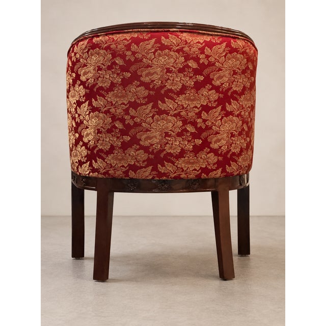 Early 20th Century Carved Mahogany Swan Barrel Chair For Sale In Dallas - Image 6 of 14