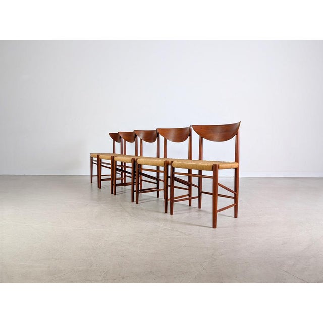 Søborg Møbelfabrik Model 316 Chairs by Peter Hvidt and Orla Mølgaard-Nielsen for Søborg Møbelfabrik, Set of 5 For Sale - Image 4 of 12