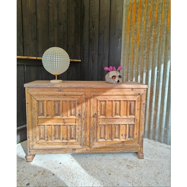 Low Sideboard in Pine, 19th Century For Sale - Image 3 of 18