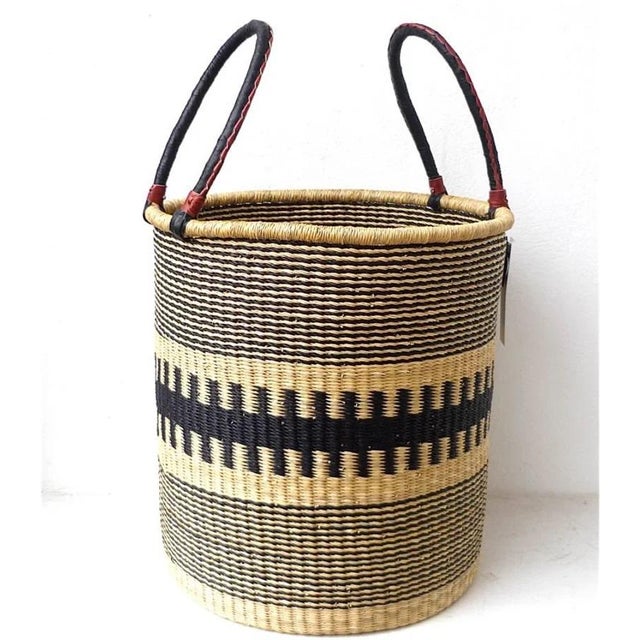 African Large Ghana Black and Tan Laundry Basket For Sale - Image 3 of 5