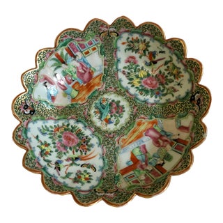 19th Century Chinese Rose Medallion Gold Leaf Trim Dish For Sale