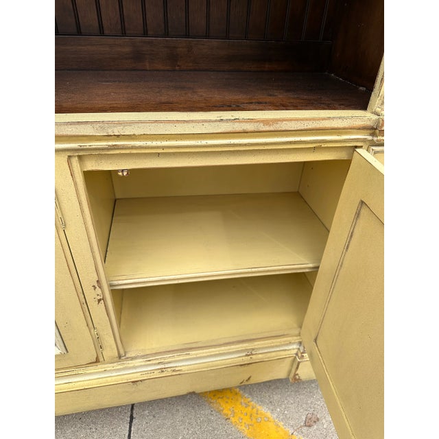 Habersham Chantepie Library in Venetian Parchment For Sale In Detroit - Image 6 of 12