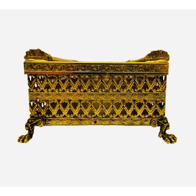 VTG Hollywood Regency Rope and Tassel Gilt Fligree Tissue Box Holder with Claw Feet. Beautiful vintage ornate gilt-metal...