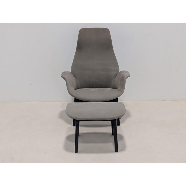 Set of Ventura Chair and Ottoman from Poliform For Sale - Image 9 of 13