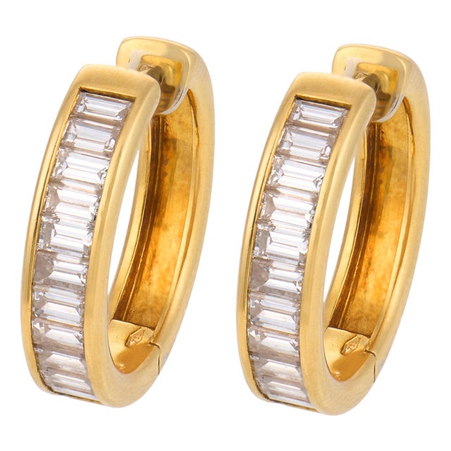Vintage 1.90 Carat Diamond 18k Yellow Gold Hoop Earrings, A Pair For Sale