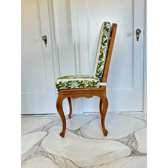 French Pair of Teak Lattice-Back Dining Chairs With Michael Smith Cushions For Sale - Image 3 of 9