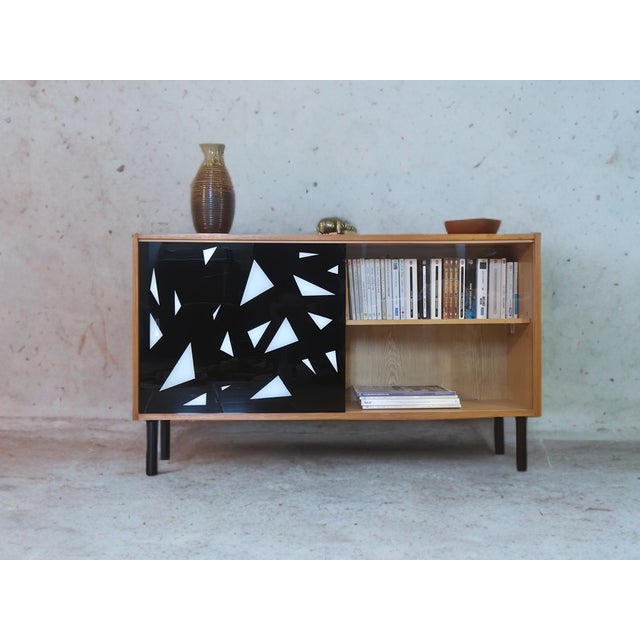Model U-470 Display Cabinet from Interier Praha, 1960s, in Very Good conditions. Designed 1960 to 1969 This piece has an...