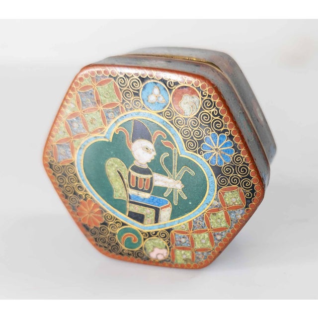 Japanese 20th Century Japanese Cloisonne Enamel Box With Egyptian Figure For Sale - Image 3 of 10