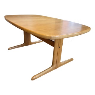 Skovby Danish Modern Sculpted Extension Dining Table For Sale