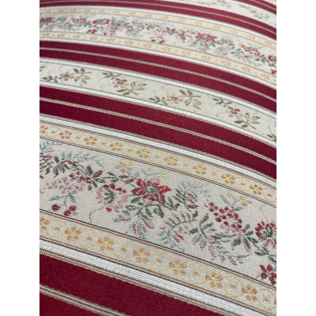 Brown Vintage Neoclassical Sheraton Revival Mahogany Settee For Sale - Image 8 of 10