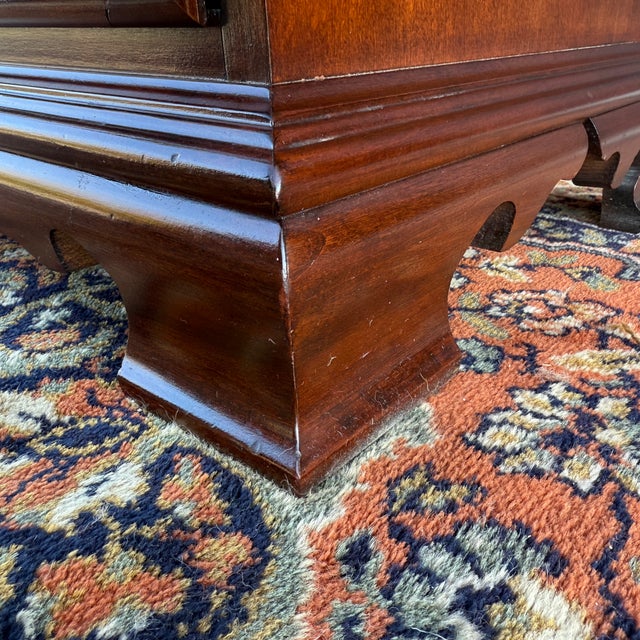 Vintage Thomasville Chippendale Collector's Cherry Nightstand Cabinet With Drawer For Sale - Image 13 of 17