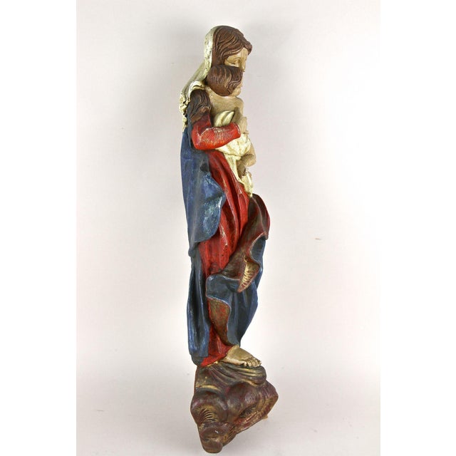 Mid 18th Century Antique Polychrome Virgin and Child Wall Sculpture, 1760 For Sale - Image 5 of 18