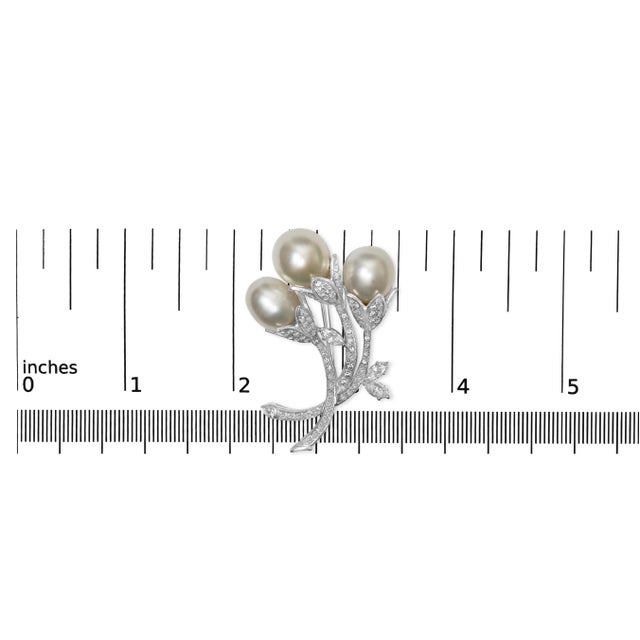 18K White Gold 2 1/5 Cttw Diamond and South Sea Pearl Floral Brooch Pin (G-H Color, VS1-VS2 Clarity) For Sale In New York - Image 6 of 6