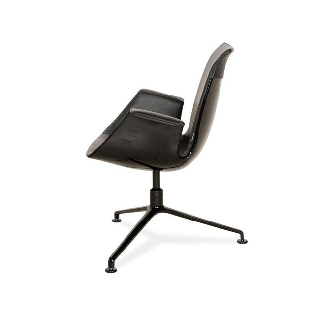 FK Black Leather Armchair in Black Shell with Swivel Function from Walter Knoll / Wilhelm Knoll For Sale - Image 10 of 12