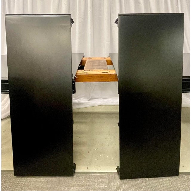 Maison Jansen Louis XVI Dining Table, Conference, Ebony, Bronze, French 1930s For Sale In New York - Image 6 of 12