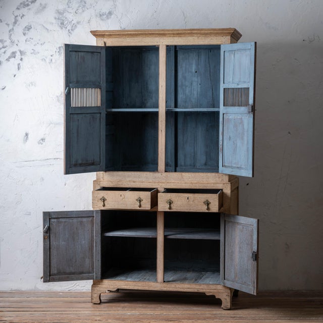 Traditional Welsh Oak CWPWRDD Bara a Caws, c.1820 For Sale - Image 3 of 18