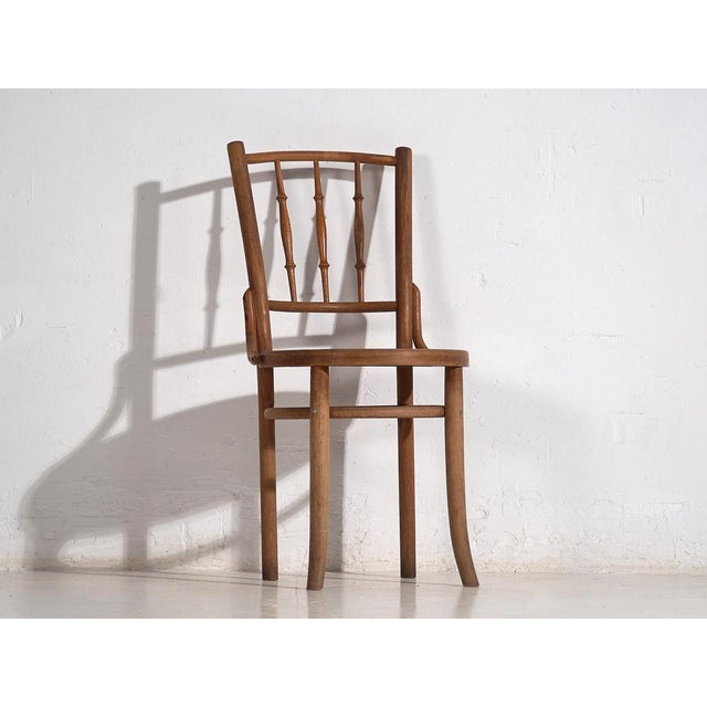 Antique Thonet chair with engraved seat (c.1920) Dimensions: Width: 44 cm Depth: 48 cm Height: 90 cm Seat: 47 cm Style:...