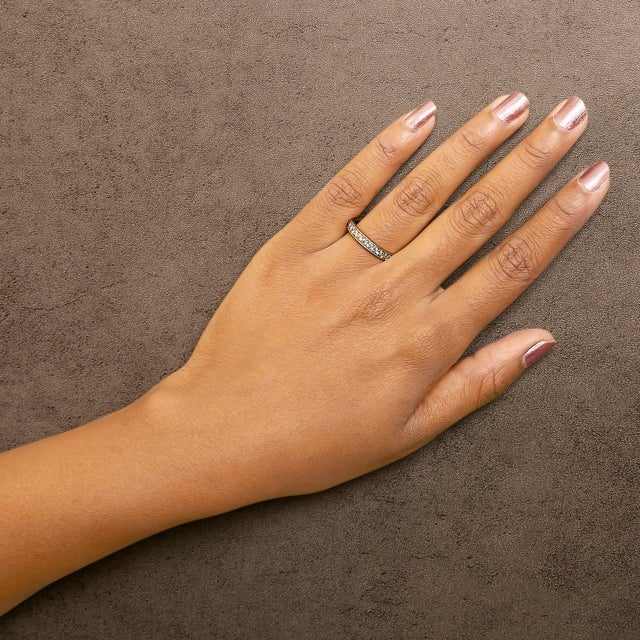 14K Yellow Gold 1/2 Cttw Round Diamond Milgrain Wedding Band For Sale In New York - Image 6 of 7