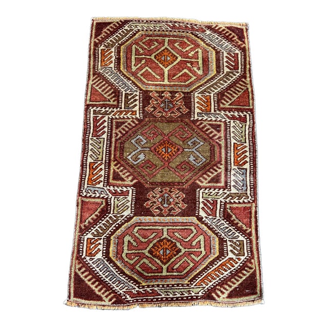 Turkish Yastik Rug 1'8" x 2'10" For Sale