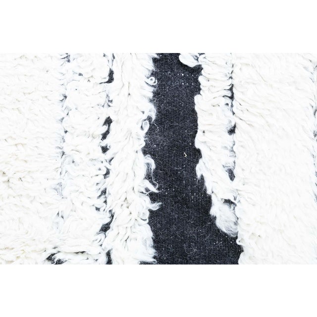 Modern Moroccan High-Low Wool Rug in Black and White by Doris Leslie Blau For Sale - Image 9 of 10