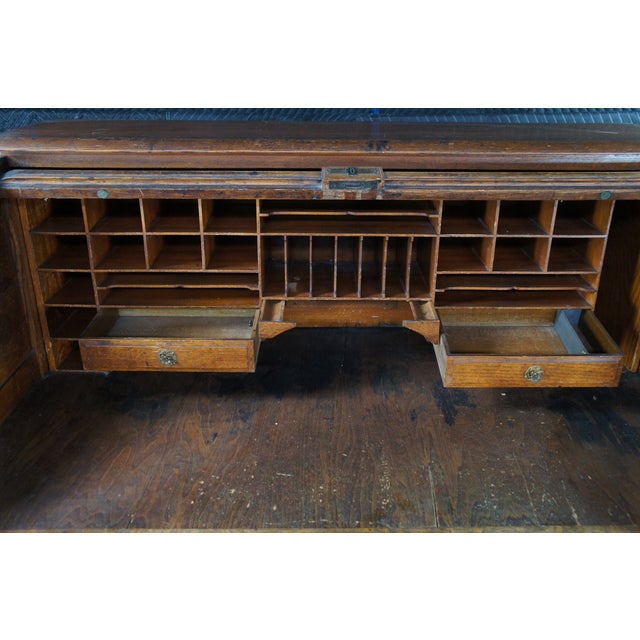 Late 19th Century Antique Victorian American Oak S Curve Tambour Roll Top Executive Office Desk For Sale - Image 5 of 15