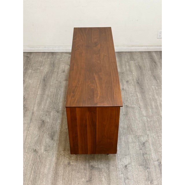 Mid-Century Modern Mid Century Modern Walnut Credenza For Sale - Image 3 of 12