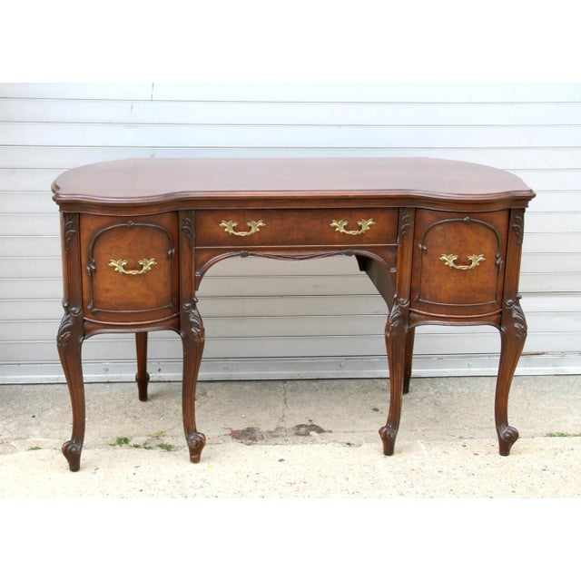 John Widdicomb Kidney Shaped Desk With Custom Glass Top For Sale In New York - Image 6 of 9