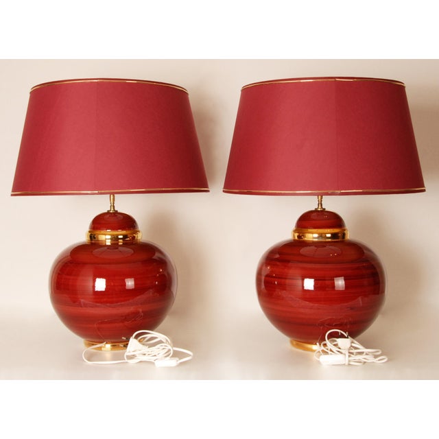 Frederick Cooper Vintage Table Lamps Red Gold Ceramic Vase Lamps France 1970s - A Pair For Sale - Image 4 of 12