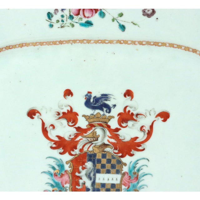 Chinese Export Porcelain Armorial Dish, Arms Hutchinson Impaling Calthrop For Sale - Image 13 of 15
