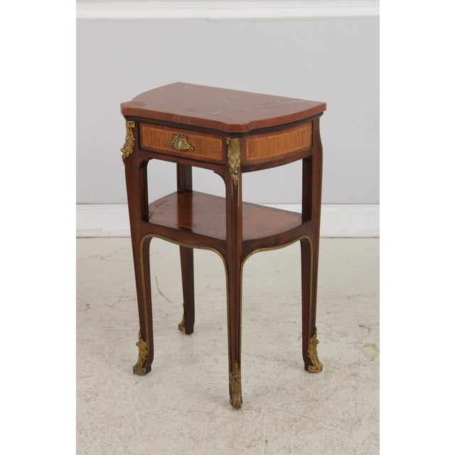 French French Louis XV Marble Top Bronze Mounted Nightstand For Sale - Image 3 of 16