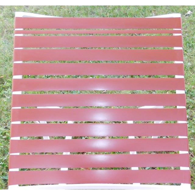 1960s Vintage Brown Jordan Regent II Chaise Lounge | Mid-Century Modern Aluminum Patio Recliner For Sale - Image 5 of 18