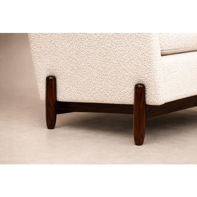 Jorge Jabour Club Chair in Brazilian Rosewood and Bouclé, Brazil, 1960s For Sale In New York - Image 6 of 18