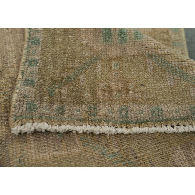 Turkish Mini Rug Oriental Hand Knotted Vintage Rug 1'9" x 2'11" #21018 For Sale In Houston - Image 6 of 8