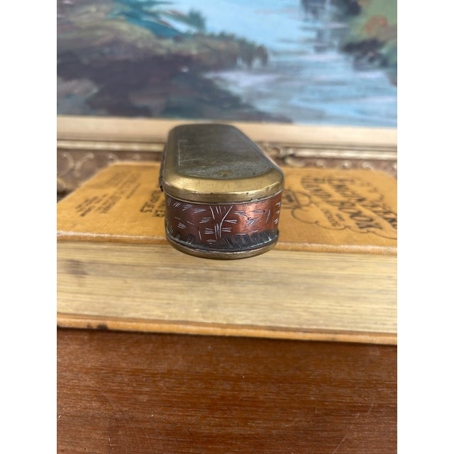 18th Century Likely Dutch Brass and Copper Toned Snuff or Tobacco Box With Engraved Figural Scenes and Script. For Sale - Image 4 of 8