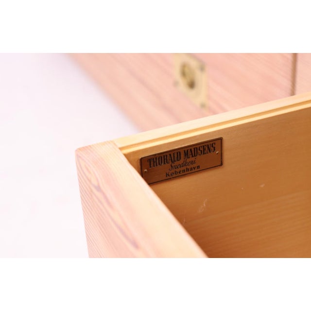 Wood Mid-Century Daybed in Pine by Thorald Madsen, Denmark, 1950s For Sale - Image 7 of 10