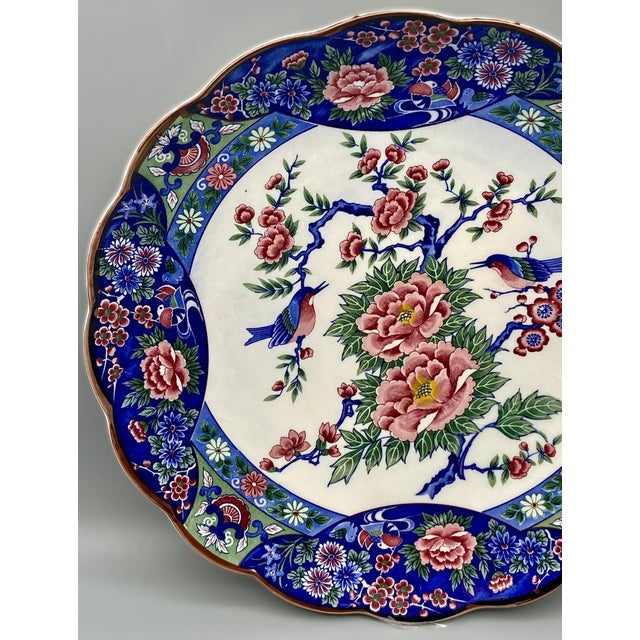 1970s Imari Scalloped Porcelain Charger Plate For Sale - Image 5 of 8