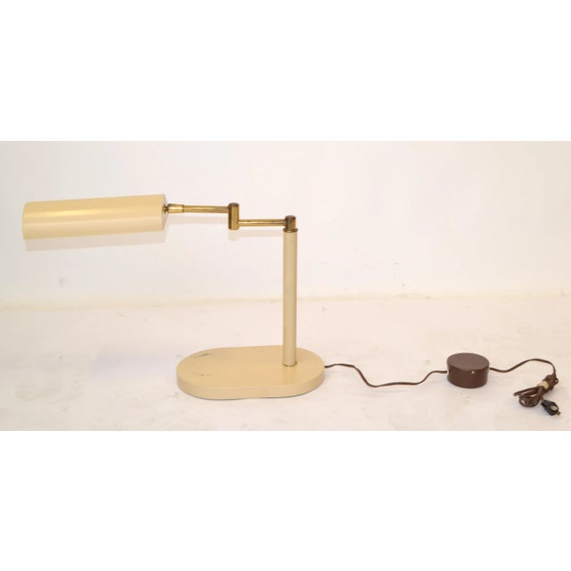 1970s Heyco Brass & Beige Metal Clover Desk Lamp Mid-Century