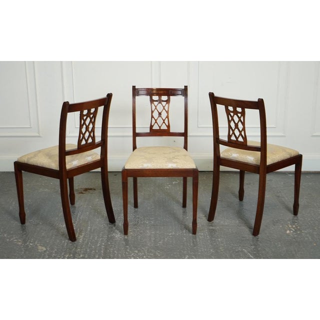 Hepplewhite Dining Chairs in Cream Upholstered Seats from Bevan Funnell, Set of 5 For Sale - Image 4 of 16