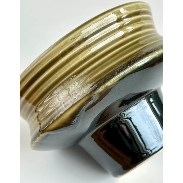 Mid-Century Modern Ufo Footed Ikebana Vase For Sale - Image 3 of 7