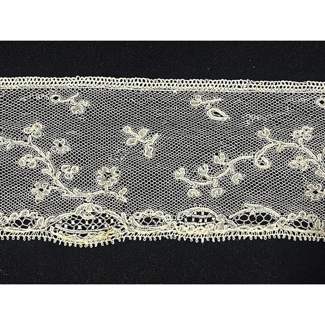 19th Century Belgian Lace Borders, Set of 4 For Sale - Image 4 of 9