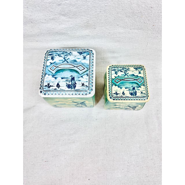 Early 20th Century Vintage Dutch Tins-A Pair For Sale - Image 5 of 7